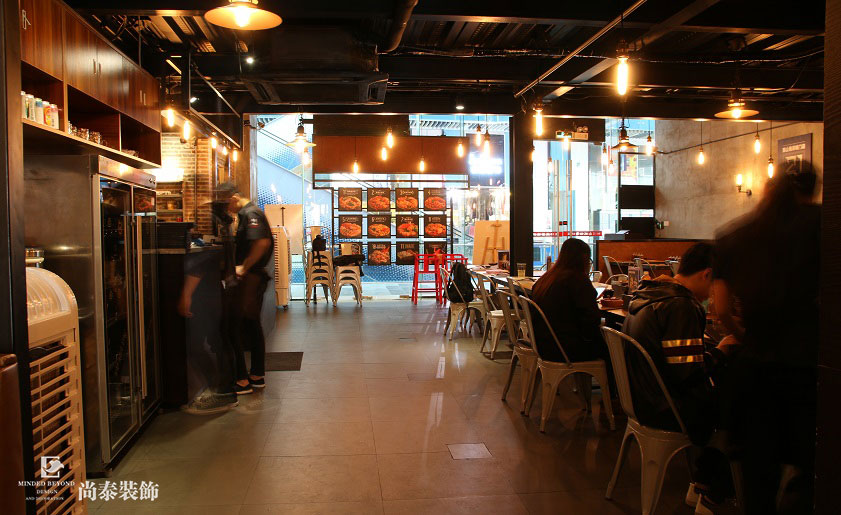 品牌火鍋店裝修實(shí)景圖-沸點(diǎn)火鍋