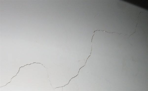 墻面開裂常見的五大原因以及解決辦法，果斷收藏了