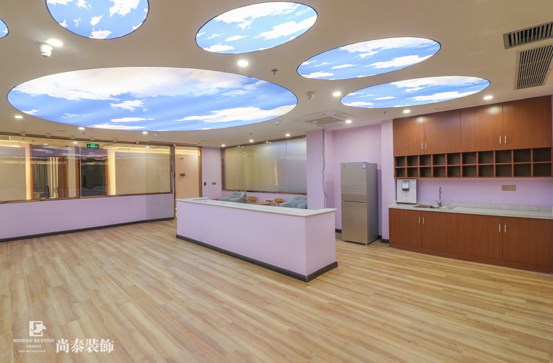 月子會(huì)所員工辦公室裝修實(shí)景圖