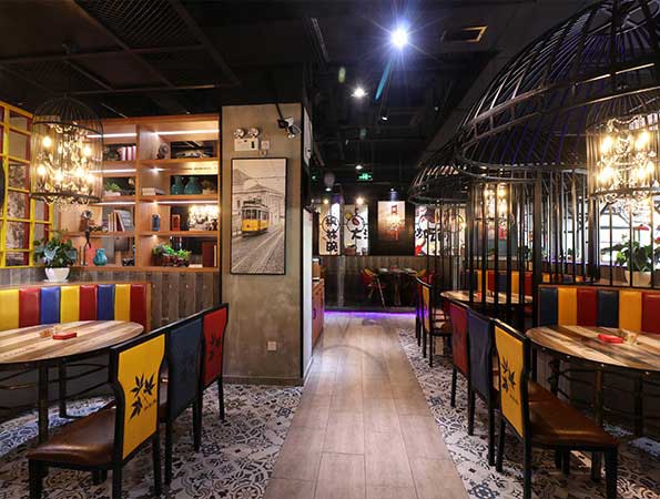 400平米特色菜餐廳裝修設(shè)計(jì) | 楓林碗