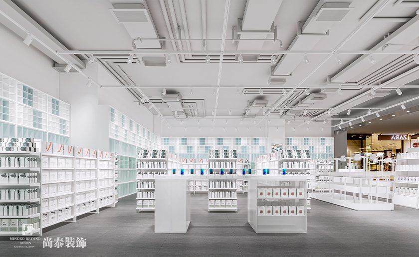 120平米簡(jiǎn)約時(shí)尚商場(chǎng)店鋪裝修設(shè)計(jì)案例